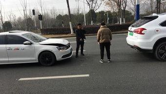 武汉事故国产车事故视频